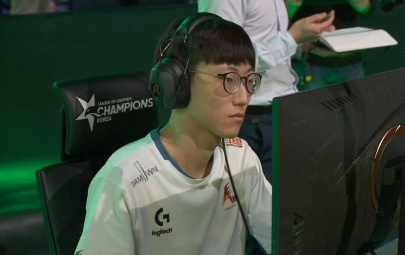 转折点！亚特兰大遗憾出局；社区盾国际比赛日攻防权衡；气氛紧张；轮换策略成焦点的简单介绍