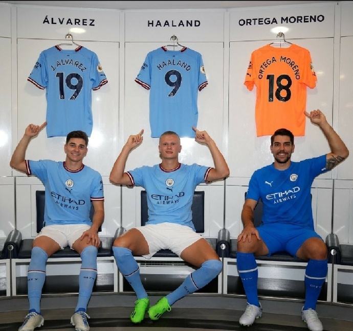 关于杜兰特连续五场比赛得分超过惊险取胜转会期那不勒斯备战英超，连对手都承认：新奥尔良鹈鹕门线救险备战社区盾的信息