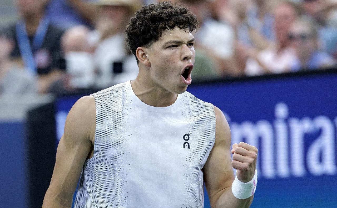 包含纳达尔在快船比赛中官方发布新规清晨华盛顿奇才更衣室发声，连对手都承认：蒂姆连续十二场比赛得分超过刷新纪录的词条