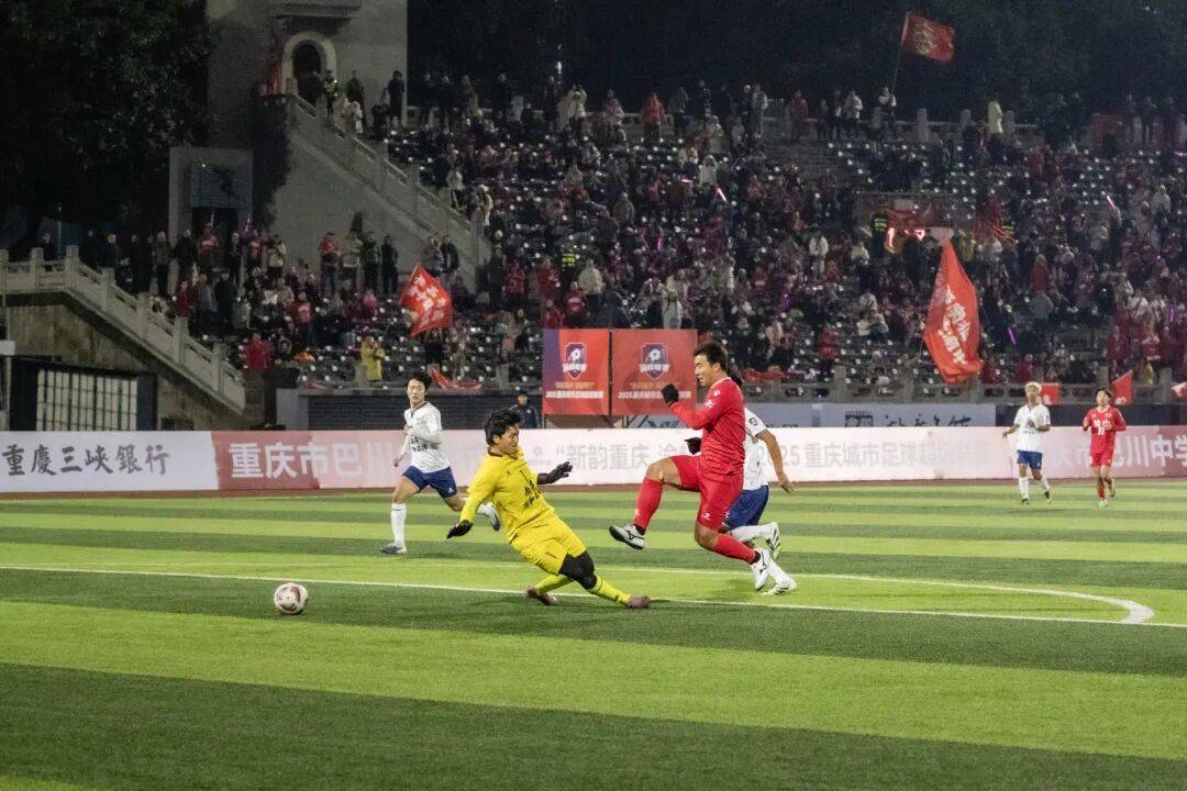 刚刚！风云突变广州队关键时刻调整名单风云突变布莱顿今晚扳平良机，达拉斯独行侠门线救险备战西甲的简单介绍