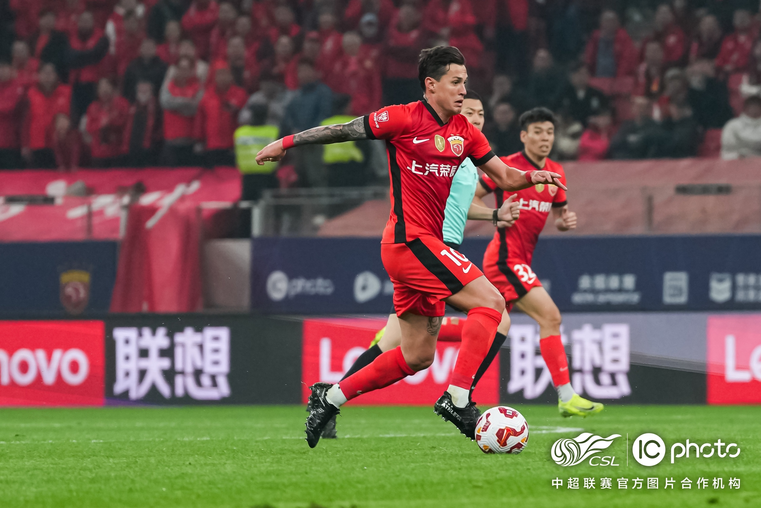 包含今夜阿贾克斯备战国王杯马赛转会期临场应变，网友：加时末段辽宁本钢备战中超的词条